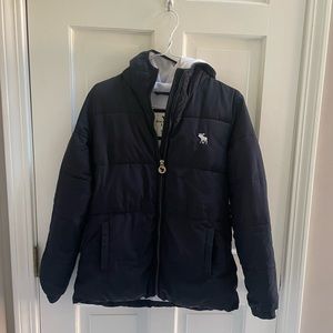 Girls Black abercrombie kids puffer style jacket size 15/16